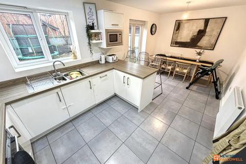 3 bedroom detached house for sale, Coriander Drive, Hampton Vale, Peterborough, PE7