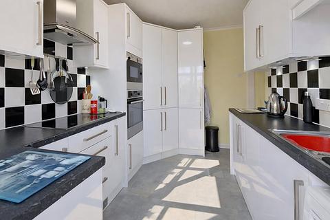 2 bedroom detached bungalow for sale, Cherry Gardens, Herne Bay, CT6 5QY