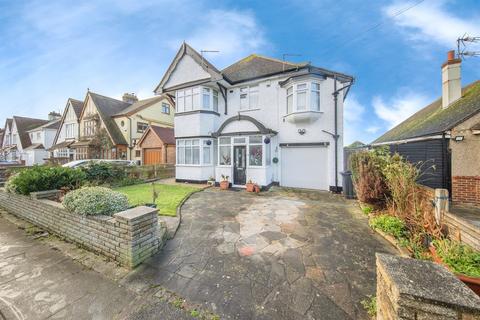 4 bedroom detached house for sale, Third Avenue, Clacton-On-Sea