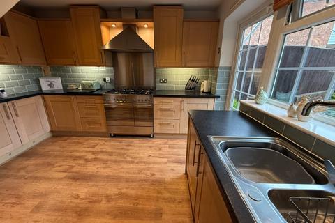 3 bedroom semi-detached house for sale, Jeans Way, Dunstable LU5