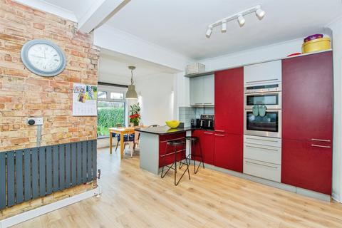 4 bedroom semi-detached house for sale, Queens Road, Wisbech