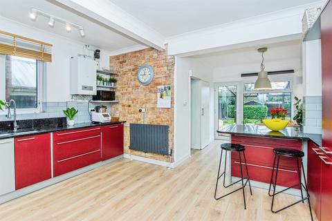 4 bedroom semi-detached house for sale, Queens Road, Wisbech