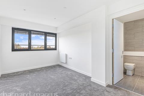 2 bedroom apartment to rent, High Road, Whetstone