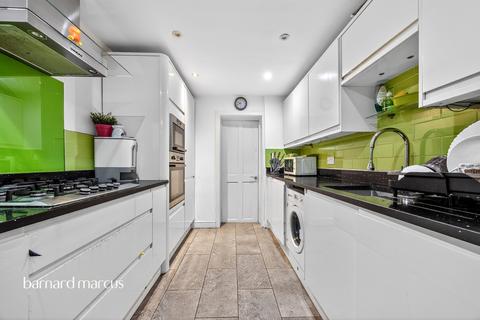 3 bedroom terraced house for sale, Crunden Road, South Croydon