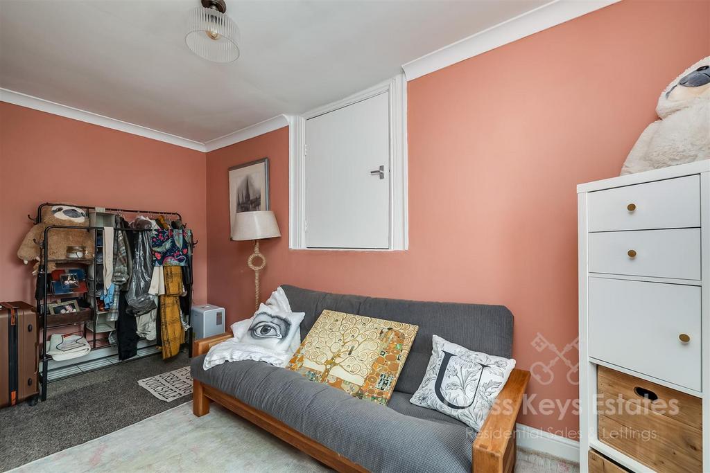 Bedroom 5