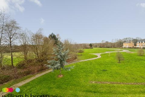 2 bedroom flat to rent, Milan Walk, BRENTWOOD