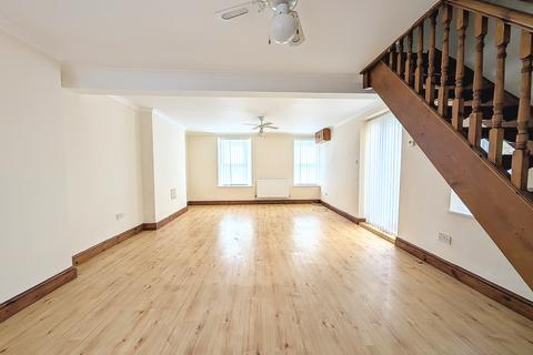 3 bedroom house to rent, School Road, Miskin, PONTYCLUN