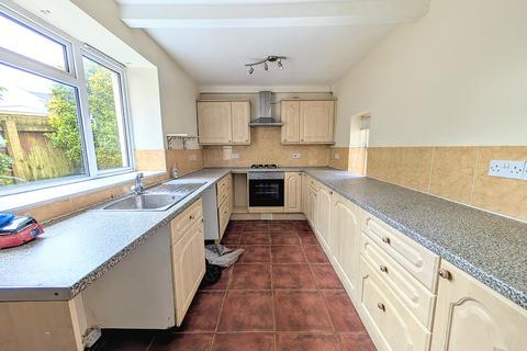3 bedroom house to rent, School Road, Miskin, PONTYCLUN