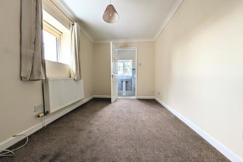 3 bedroom house to rent, School Road, Miskin, PONTYCLUN