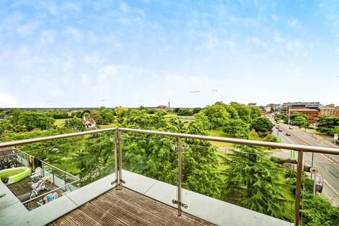 undefined, Bath Road, SLOUGH