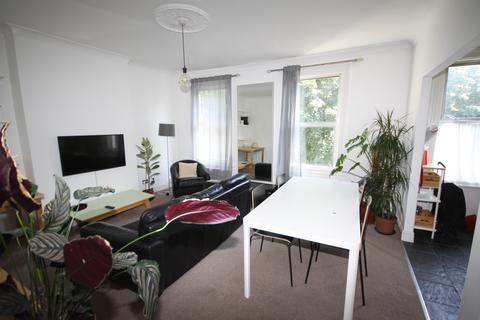 1 bedroom flat to rent, Humber Road