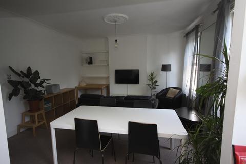 1 bedroom flat to rent, Humber Road