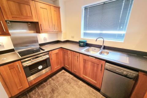 2 bedroom flat to rent, Admiral Drive, STEVENAGE