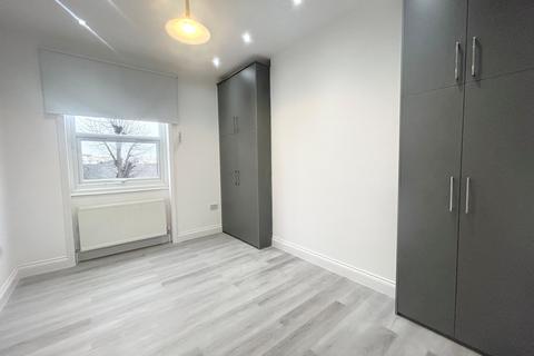 2 bedroom apartment to rent, Brondesbury Villas, London