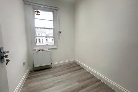 2 bedroom apartment to rent, Brondesbury Villas, London
