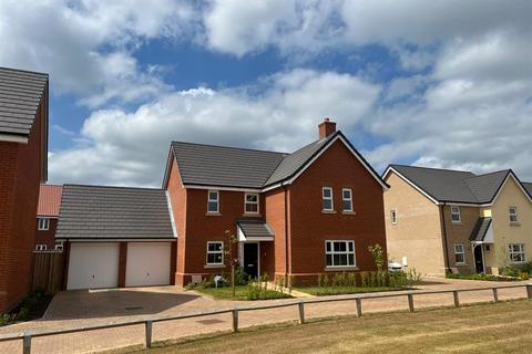4 bedroom detached house for sale, Sandcliffe Drive, Dereham
