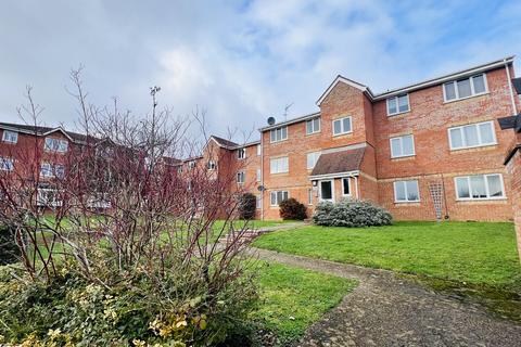 1 bedroom apartment to rent, Walpole Road, SLOUGH
