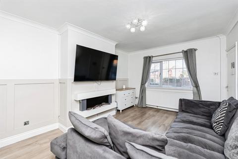 3 bedroom end of terrace house for sale, Lea Lane, Featherstone, Pontefract
