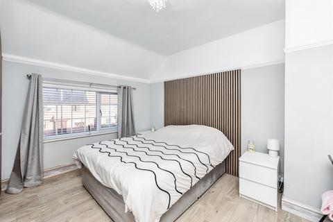 3 bedroom end of terrace house for sale, Lea Lane, Featherstone, Pontefract