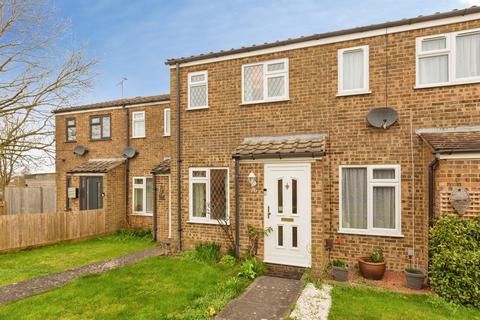 2 bedroom terraced house for sale, Redland Way, Aylesbury