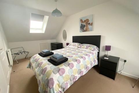 undefined, Thrupp Wharf, Cosgrove, MILTON KEYNES