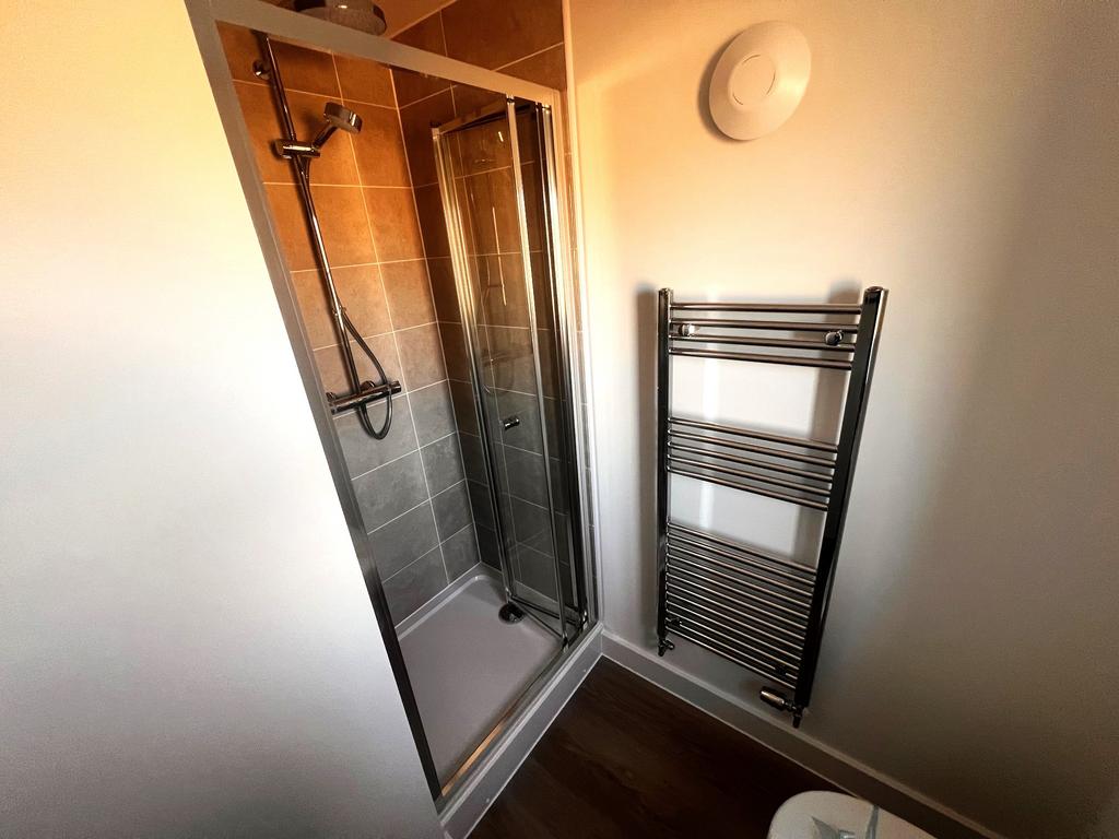 En-suite Bathroom