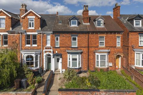 undefined, INCREDIBLE Student Property near Uni, West Parade, LINCOLN