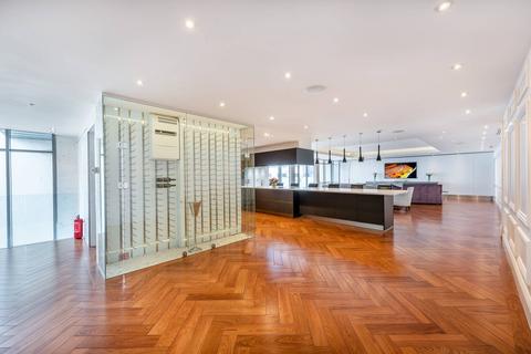 3 bedroom flat to rent, Hardwicks Square, LONDON