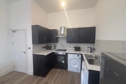 2 bedroom apartment to rent, Loughborough Road, Nottingham