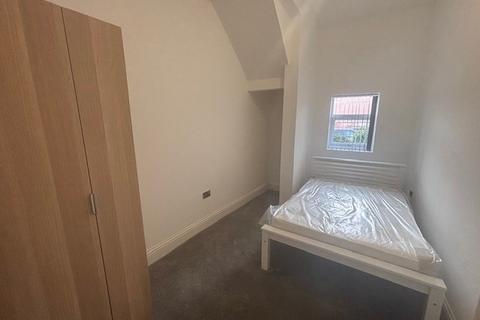 2 bedroom apartment to rent, Loughborough Road, Nottingham