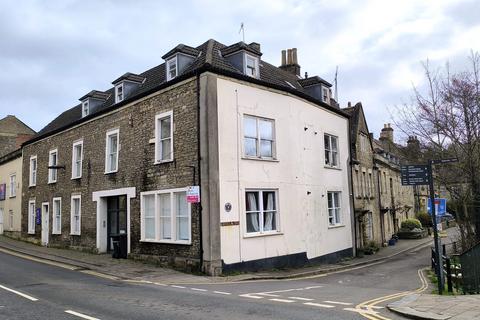 1 bedroom apartment to rent, North Parade, FROME