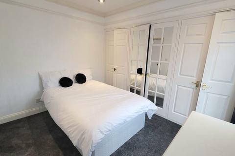 House share to rent, Vicarage Road, WATFORD