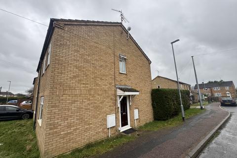 3 bedroom house to rent, Larch Road, CORBY
