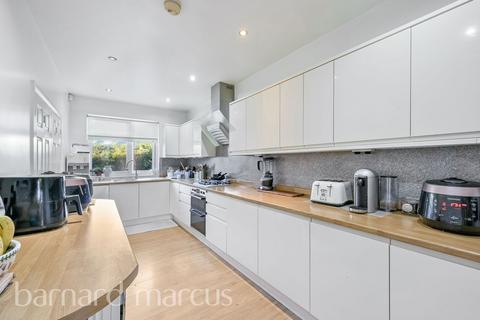 undefined, Fir Grove, NEW MALDEN