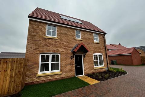 3 bedroom house to rent, Enborne Close, Hampton Woods, Peterborough