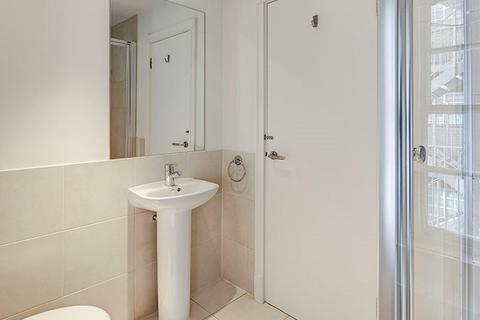2 bedroom apartment to rent, Fulham Road, LONDON