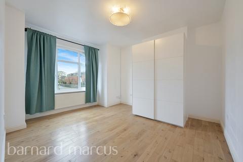 3 bedroom flat to rent, Kingston Road, LONDON