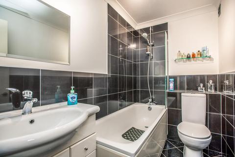 undefined, Pioneer Way, WATFORD