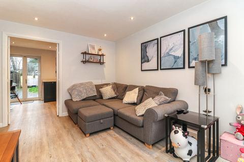 2 bedroom terraced house for sale, Hopwood Close, Watford, WD17