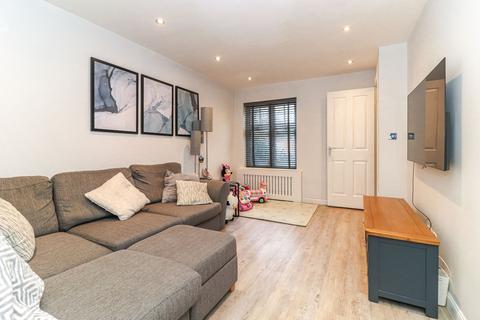 2 bedroom terraced house for sale, Hopwood Close, Watford, WD17