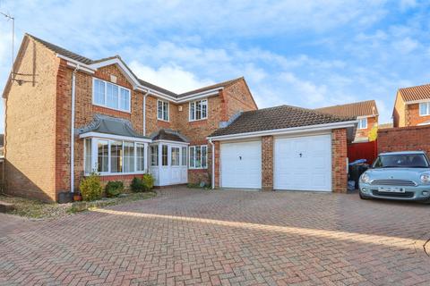 5 bedroom detached house for sale, Waytown Close, Poole