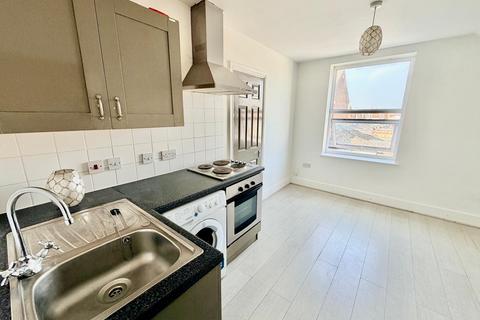 1 bedroom apartment to rent, Powerscourt Road, PORTSMOUTH