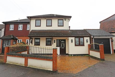 undefined, Hazelmere Gardens, Hornchurch, RM11