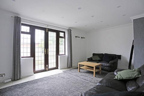 undefined, Hazelmere Gardens, Hornchurch, RM11