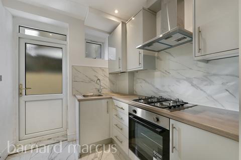 2 bedroom apartment to rent, Perham Road, Kensington