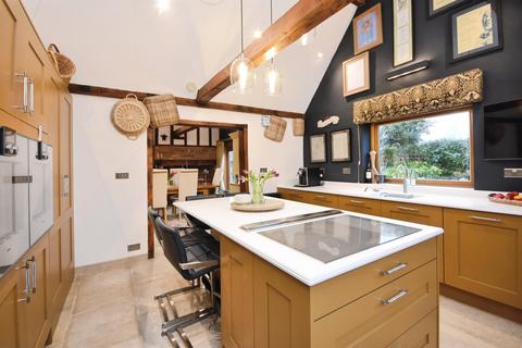 4 bedroom cottage for sale, Curds Road, Earls Colne, Colchester