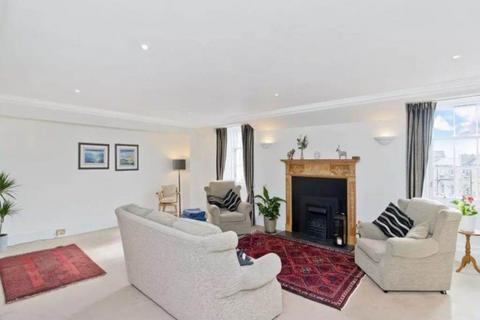 2 bedroom flat to rent, Glenfinlas Street, New Town, Edinburgh
