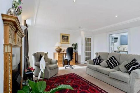 2 bedroom flat to rent, Glenfinlas Street, New Town, Edinburgh