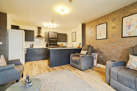 2 bedroom penthouse for sale, Chapman Road, Thornbury, BRADFORD