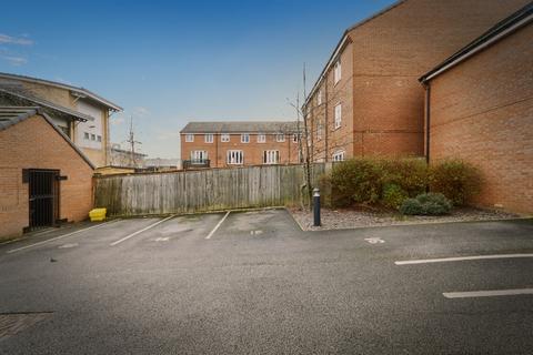 2 bedroom penthouse for sale, Chapman Road, Thornbury, BRADFORD